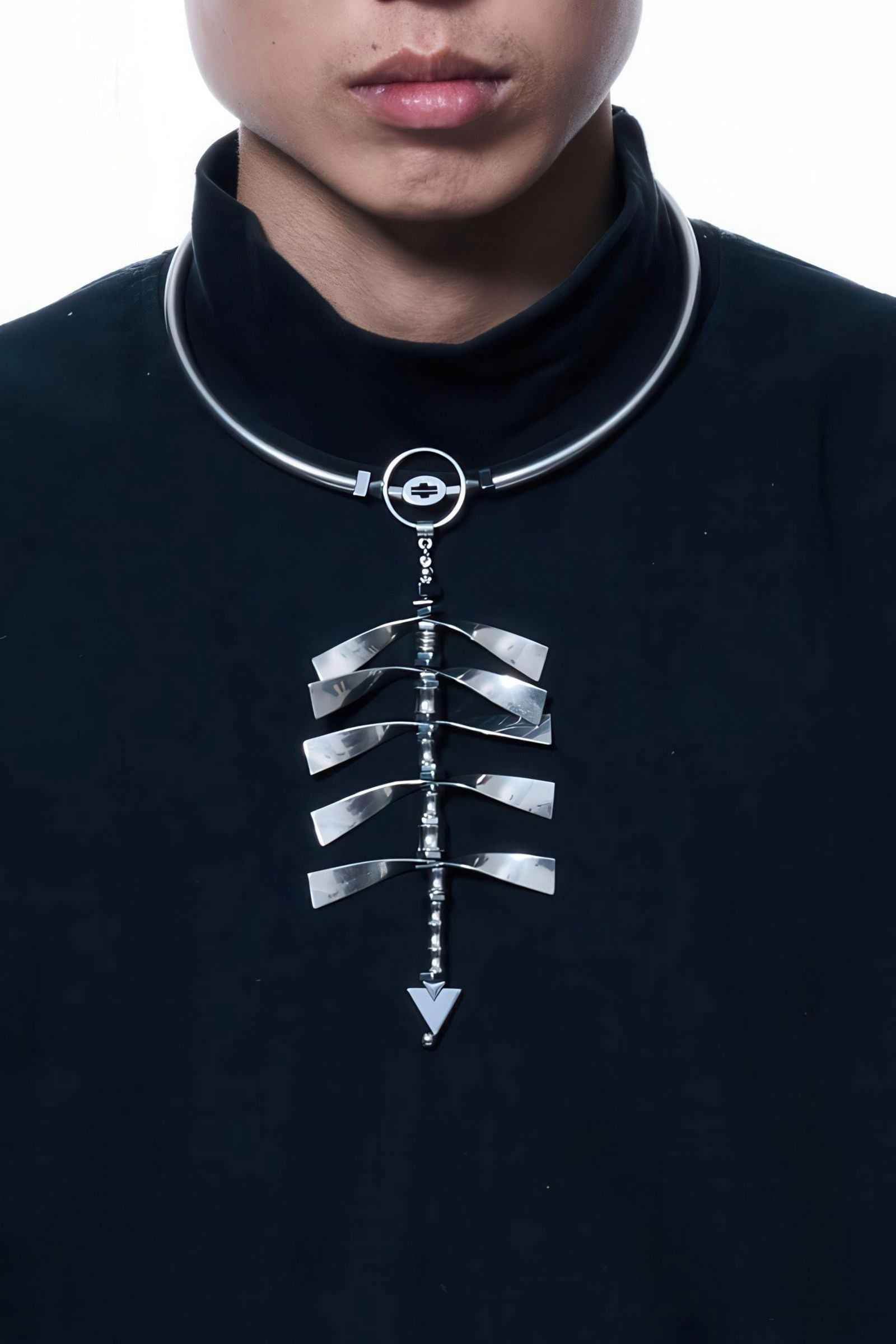 Cyberpunk Spine Design Necklace - Futuristic Sweater Chain - 4inme