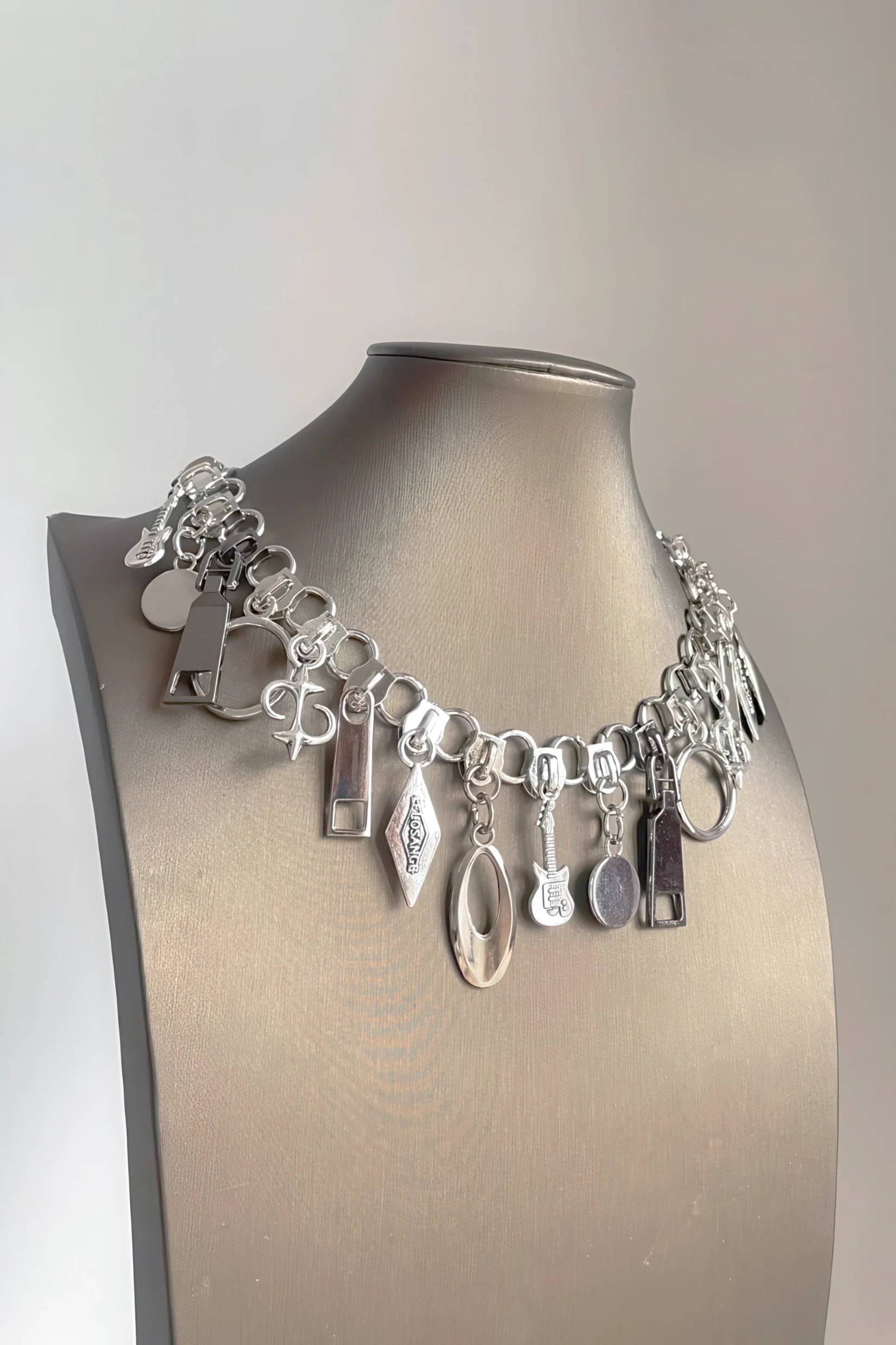 Zipper Necklace – Minimalist & Versatile Design - 4inme