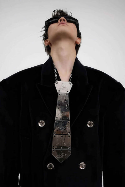 3D Spine-Inspired Metal Tie Necklace for a Bold, Modern Look - 4inme