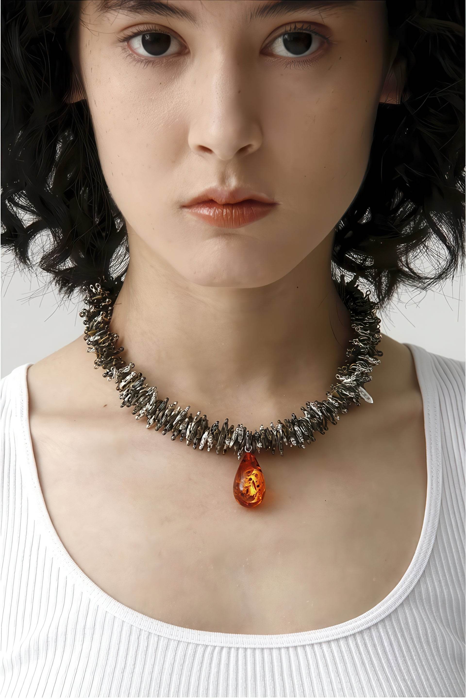 Amber Pendant Necklace - 4inme