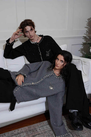 Minimalist Pearl-Decorated Knitted Sweater Jacket with Brooch Accent - 4inme