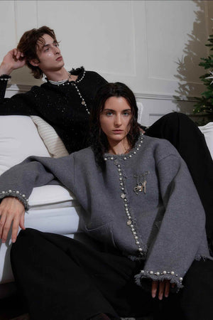 Minimalist Pearl-Decorated Knitted Sweater Jacket with Brooch Accent - 4inme