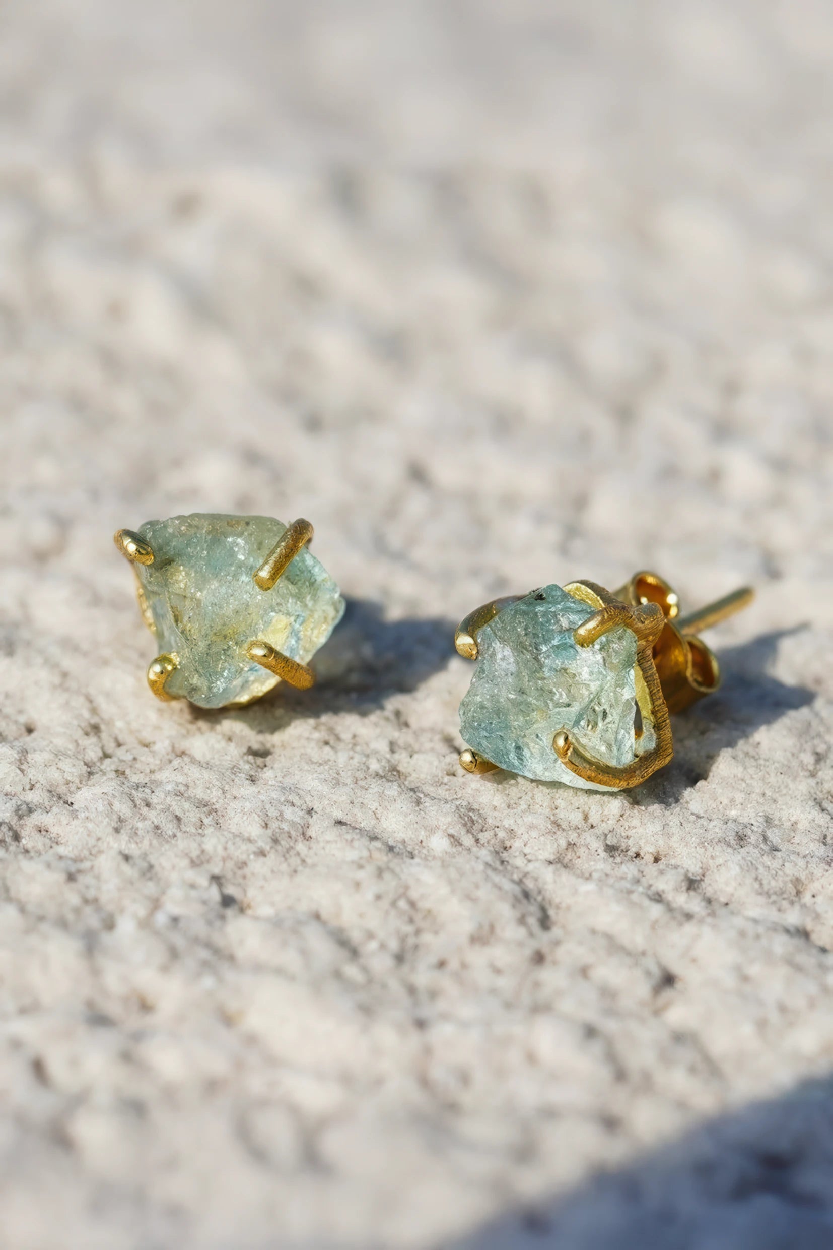 Raw Gemstone Stud Earrings Pair - 4inme
