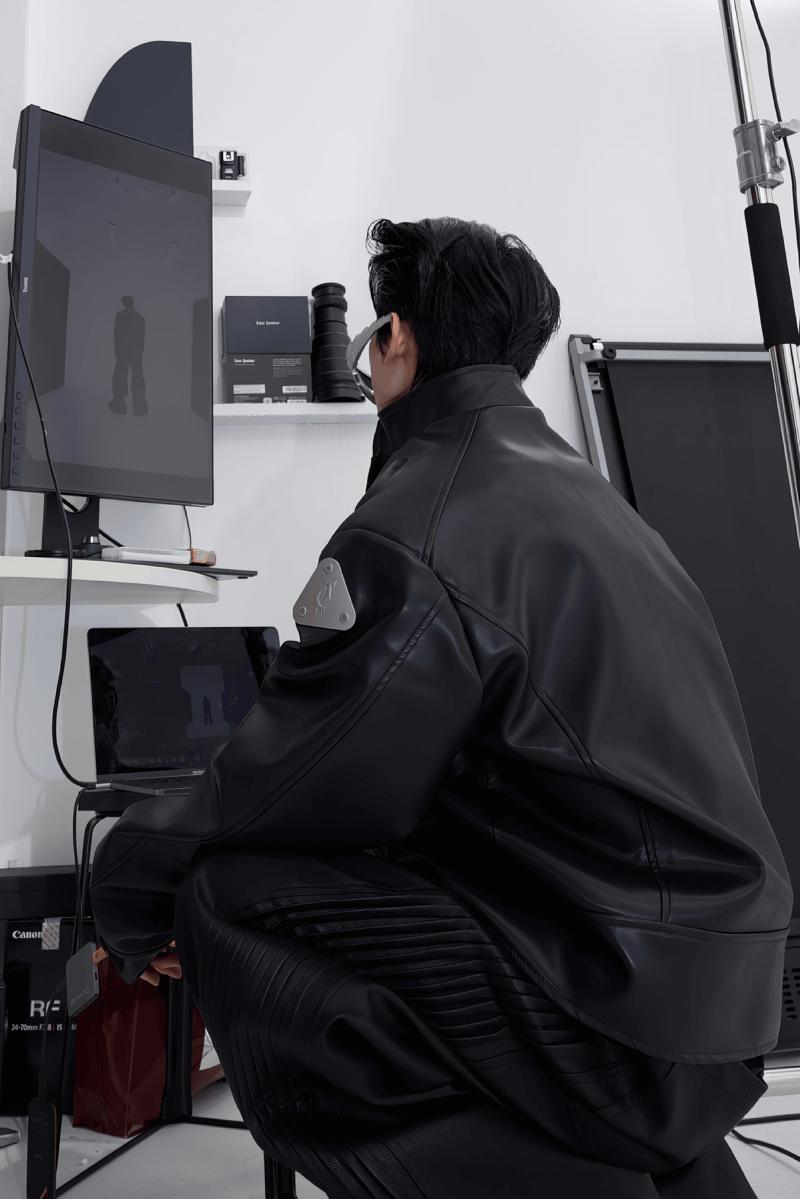 Short Leather Jacket – Modern Sculptural Design with Metal Logo - 4inme